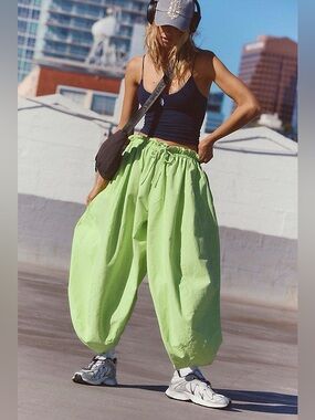 NWT FP Movement On The Pulse Ballon Pants ~Whipped Lime~